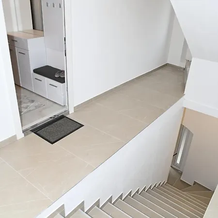 Bb Stijacic דירה טרביניה